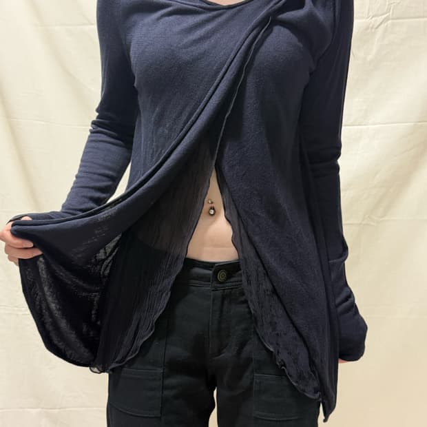 아르마니 꼴레지오니 가디건
