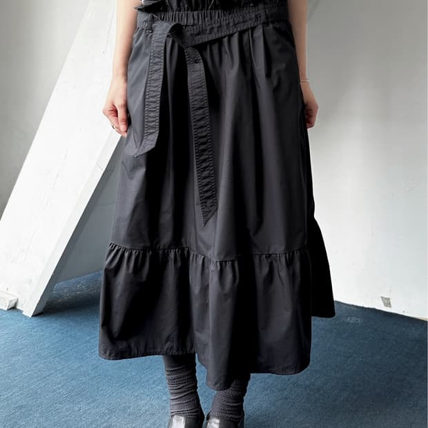 Natural fabric belted panel skirt