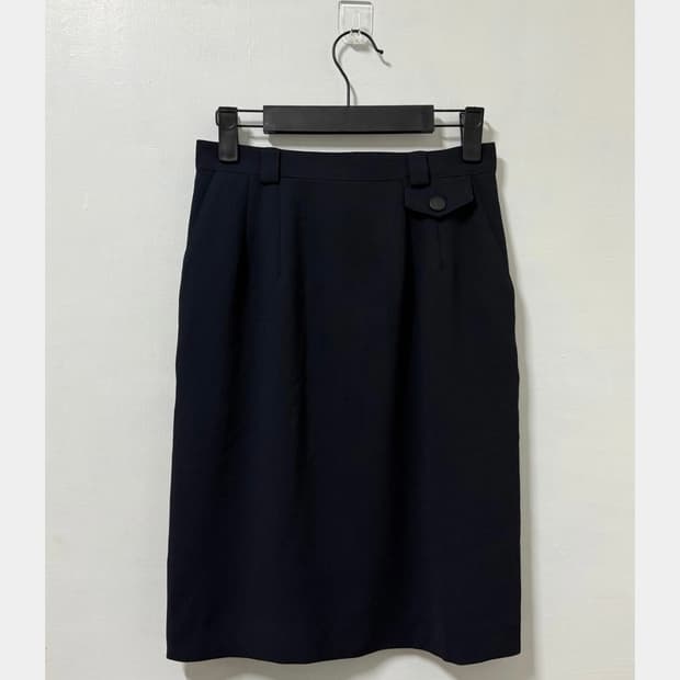 네이비 포켓 미디 스커트