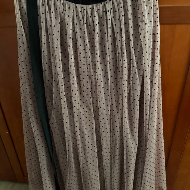 넘버프로젝트 도트레이스 치마