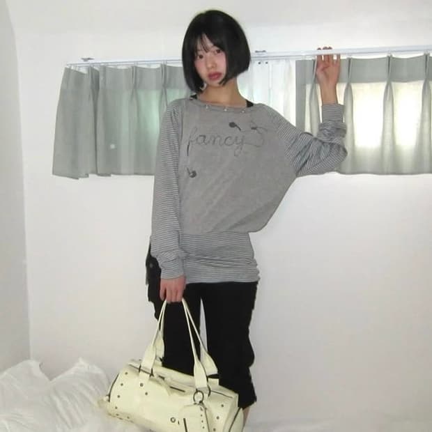fancyclub 스프라이트 오프숄더 롱슬리브