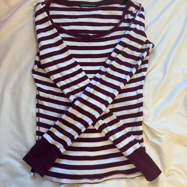 Brandy melville / 브랜디멜빌 스트라이프 롱슬리브