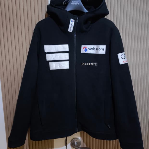 110 데상트 아우디팀 후리스