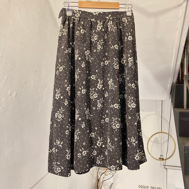 y2k 플라워 스판 미디 플레어 스커트