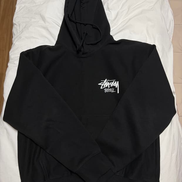 스투시 서울 후드티 블랙 m