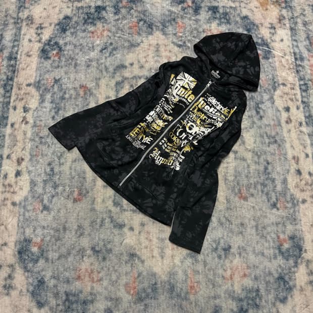 Beaumere 00s punk lettering bleached hoo