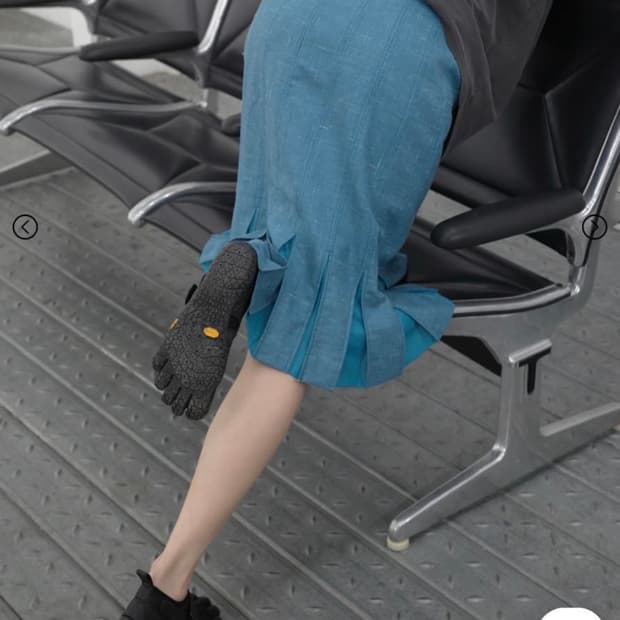 (구해요) Hwi AQUA SKIRT 