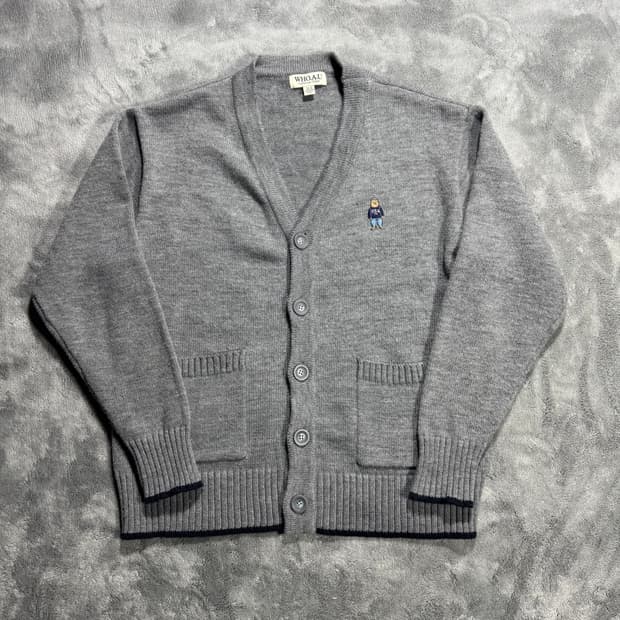 WHO.A.U 그레이 곰돌이 자수 가디건