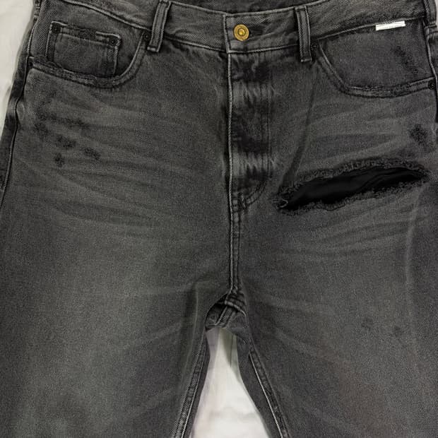 Alfred VTG DESTROYED DENIM PANTS/ BLACK