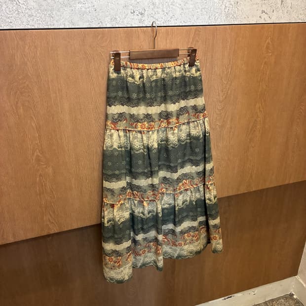 빈티지 플레어 롱 스커트 페이즐리 패턴 디테일 카키 k297