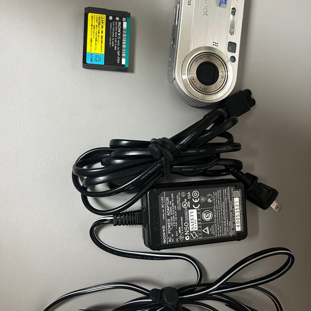 소니 사이버샷 DSC-P150 빈티지카메라