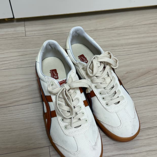 👟오니츠카 타이거 토쿠텐 (크림 화이트)