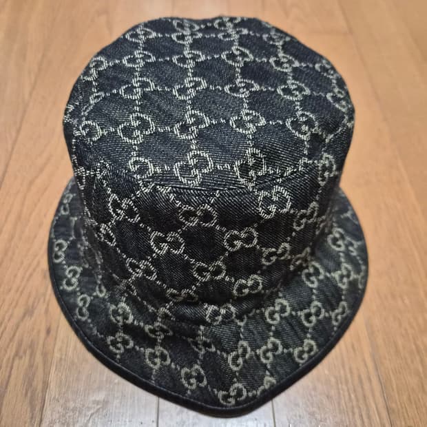 (정품) 구찌 GG 캔버스 벙거지 버킷햇 M사이즈 명품 모자