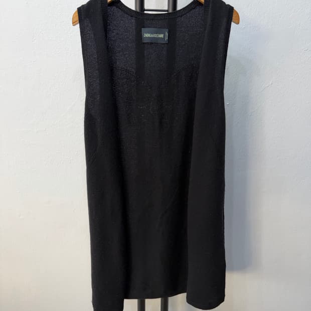 정품) 쟈딕앤볼테르 캐시미어100 블랙 니트 탑 S