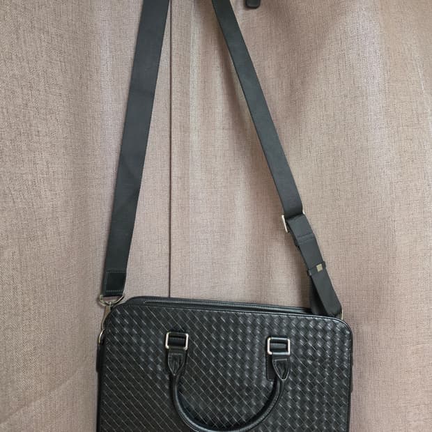 보테가베네타서류가방 29/37센티 