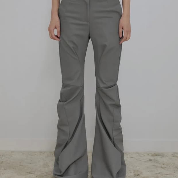 플레어업 Asymmetrical Drape Pants 그레이 1