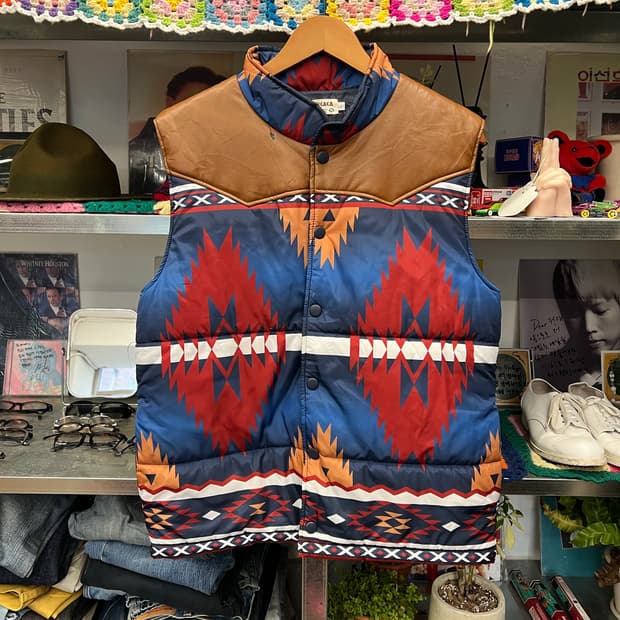 TITICACA Ethnic Pattern Puffer Vest 