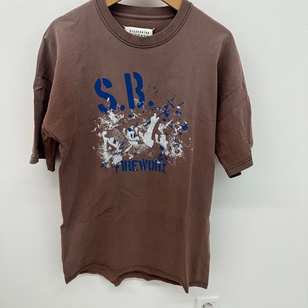 마르지엘라 티셔츠 팝니다.