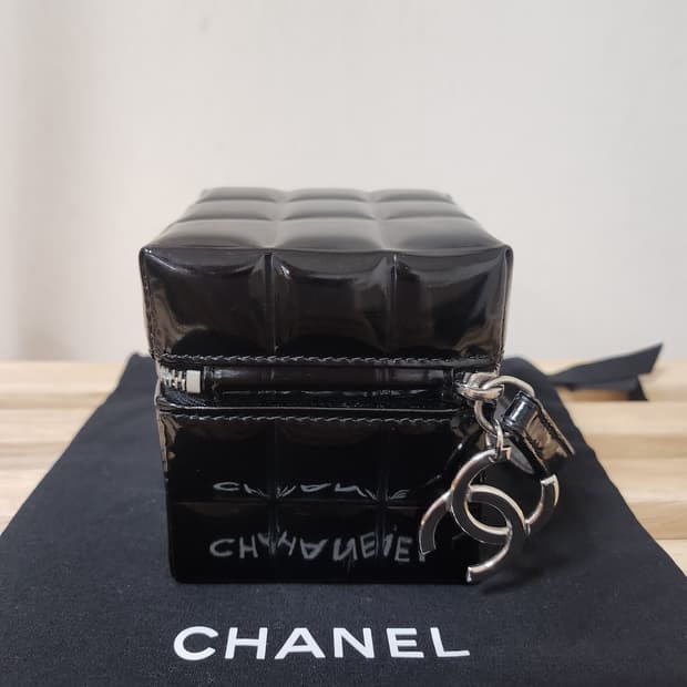 샤넬 퀼팅 페이던트 큐브백 정품