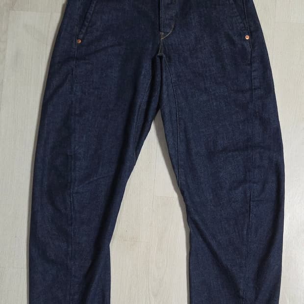 (착샷) 리바이스 프리미엄 엔지니어드 진 LEJ 570 20주년 배기