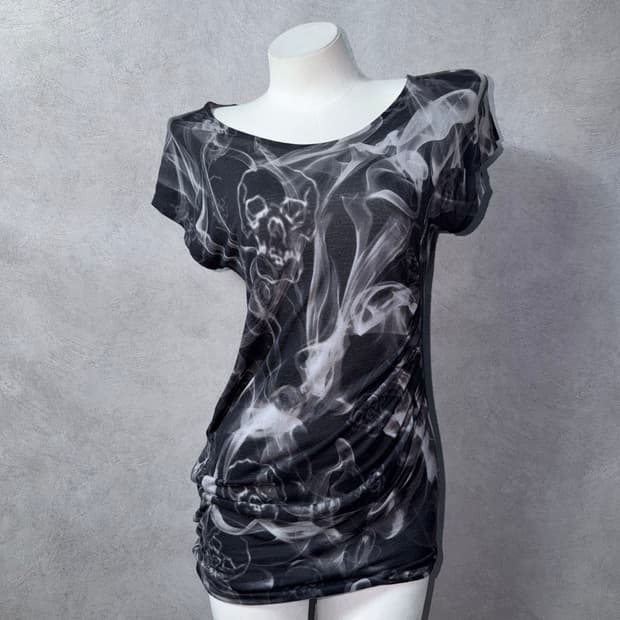 Hysteric Glamour Smoke Skull Tee