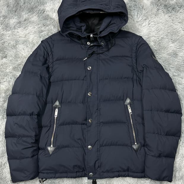 버버리 하틀리 구스다운 후드 패딩 