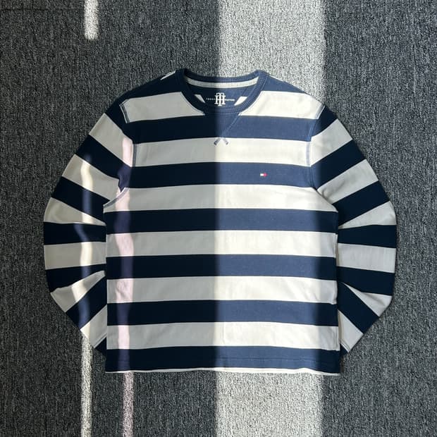 타미힐피거 스트라이프 긴팔티셔츠