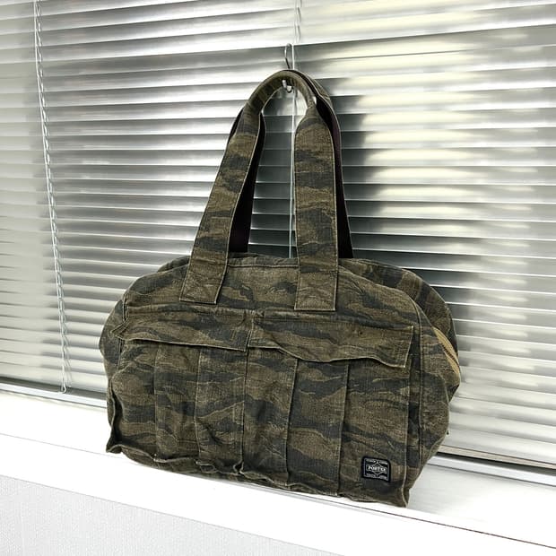 PORTER -GREEN EYE TOTE BAG 
