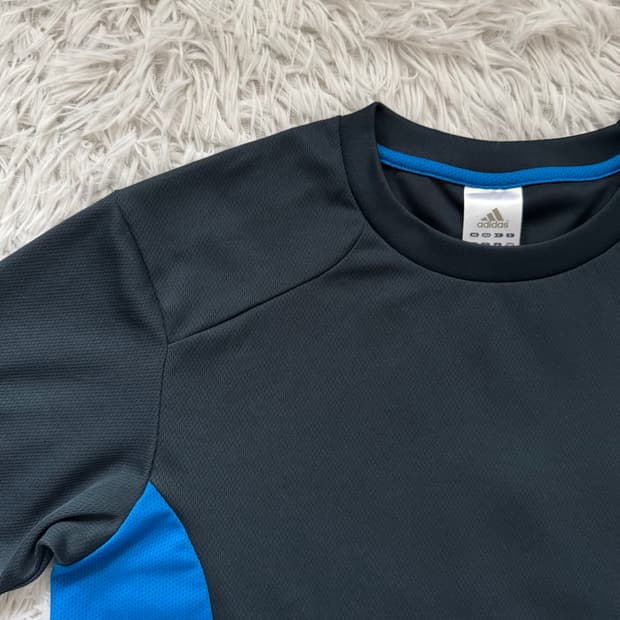 ADIDAS 일본빈티지 기능성 반팔티 아디다스 빈티지반팔 아디다스반팔