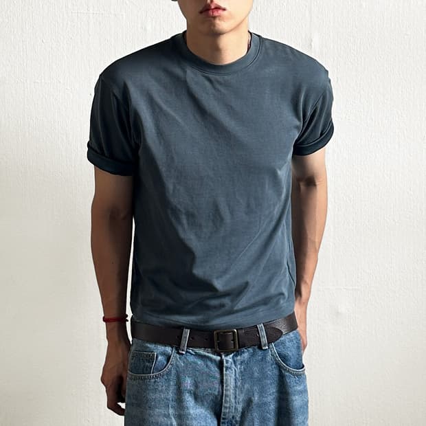 Uniqlo 크롭 반팔티
