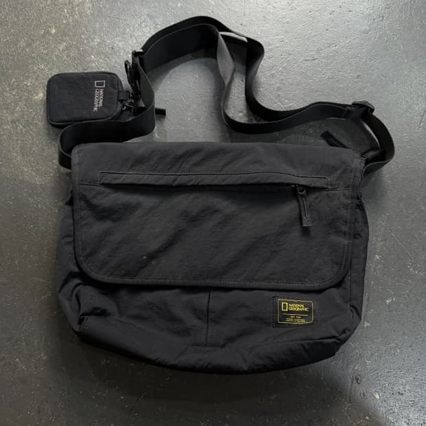 네셔널지오그래픽 메신저백