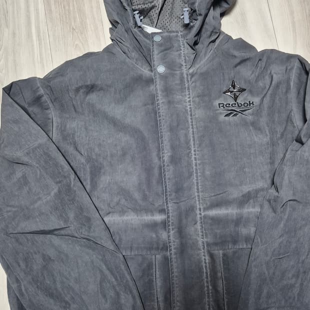 BLR x 리복 다이드 시티 윈드브레이커 그레이