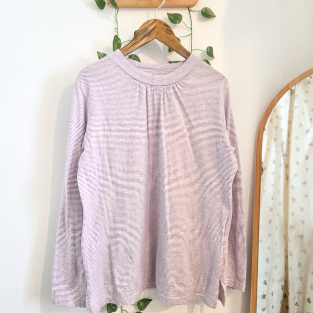연보라 스트라이프 슬리브