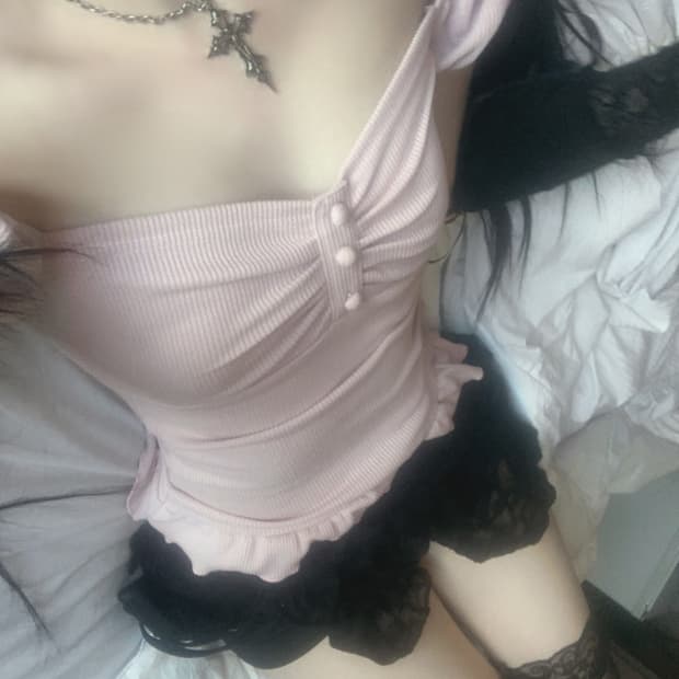 (새상품) 스젠 Rudica Puff Frill Top 핑크 판매 