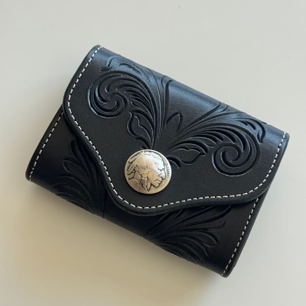 LEATHER COIN CASE 엠보싱 가죽 동전 케이스