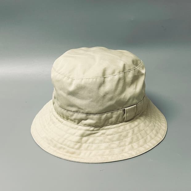버버리 (Burberry) 노바체크 안감 베이지 버킷햇 (L)