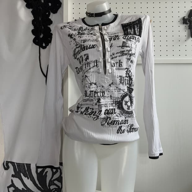• Funky Printed Detail Long Sleeve