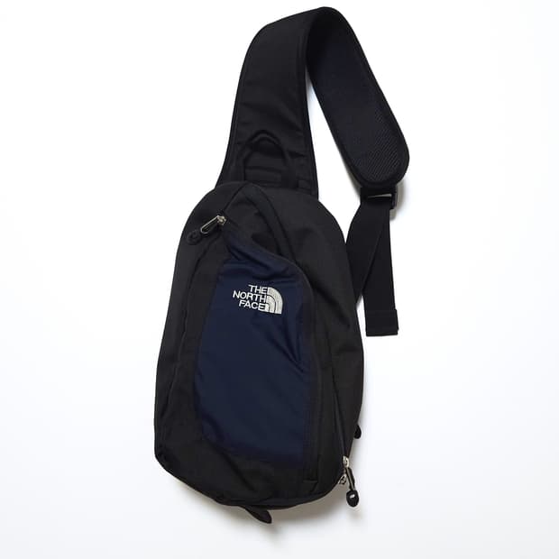 노스페이스 바디 슬링백 크로스백 네이비블랙