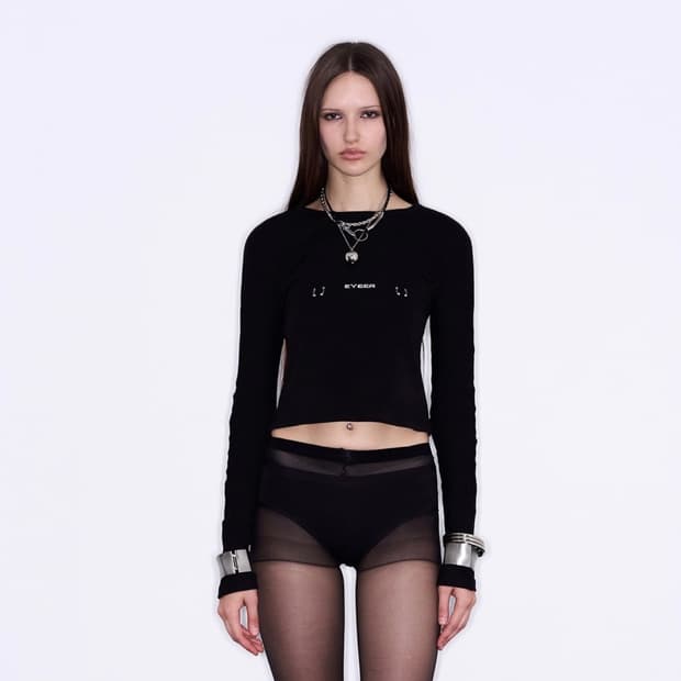 Eyeer Piercing Long Sleeve T - Black