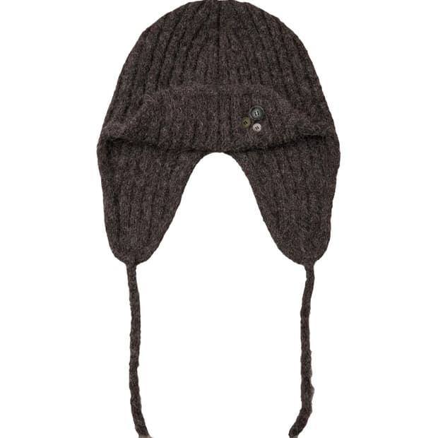 새상품) aeae BUTTON KNIT TROOPER BEANIE