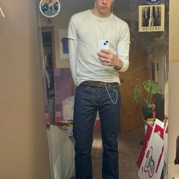 누디진 슬림 스트레이트 데님 팬츠