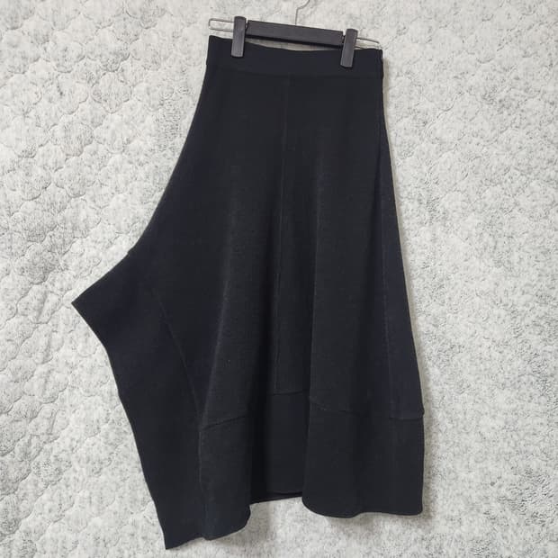 H362 [61-90] 시스템 22 언발란스 니트 치마 스커트