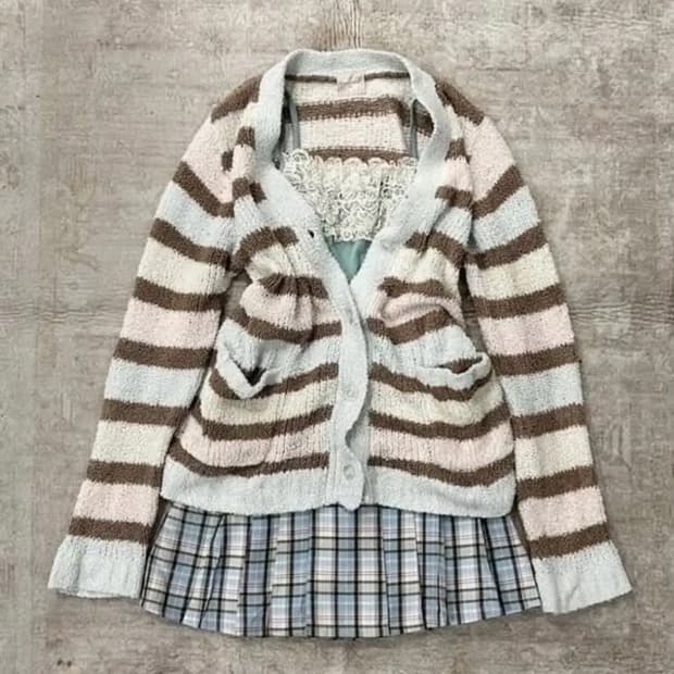 데스라이즈 빈티지 시나모롤깔 가디건 갸루 잉그니 리즈리사