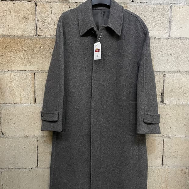 에센셜 바이 이큐엘 발마칸 코트 