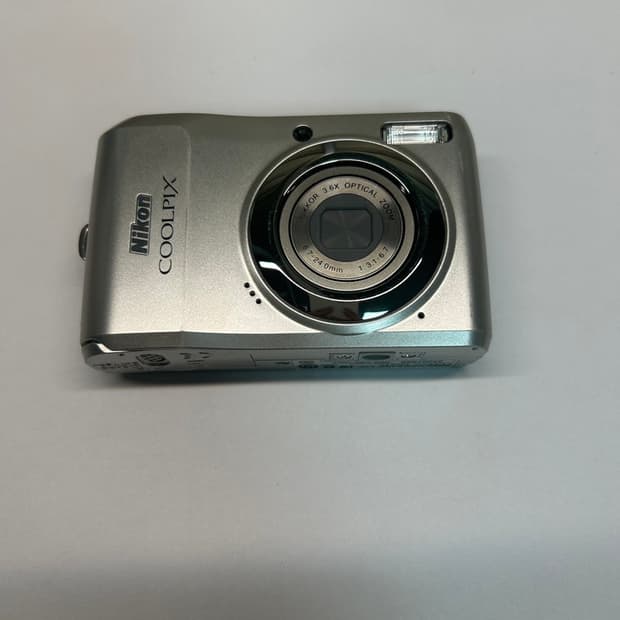 니콘 쿨픽스 L19