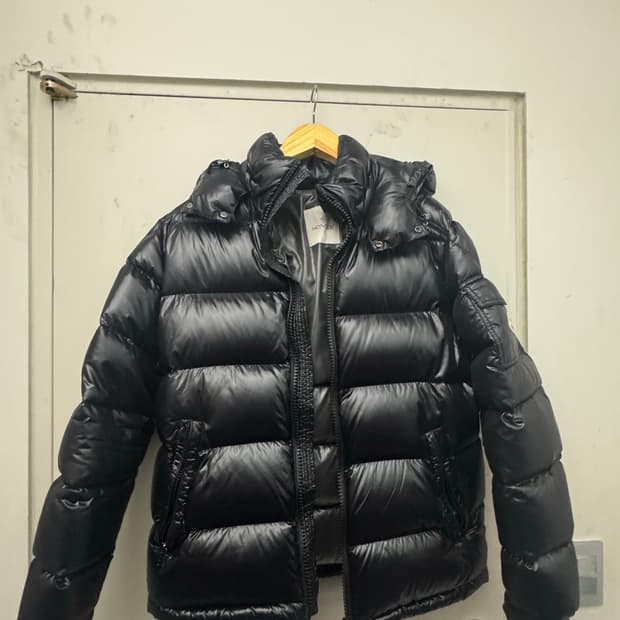 몽클레르 마야 숏 패딩 24F/W 4사이즈