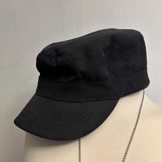 Y-3 헌팅캡 