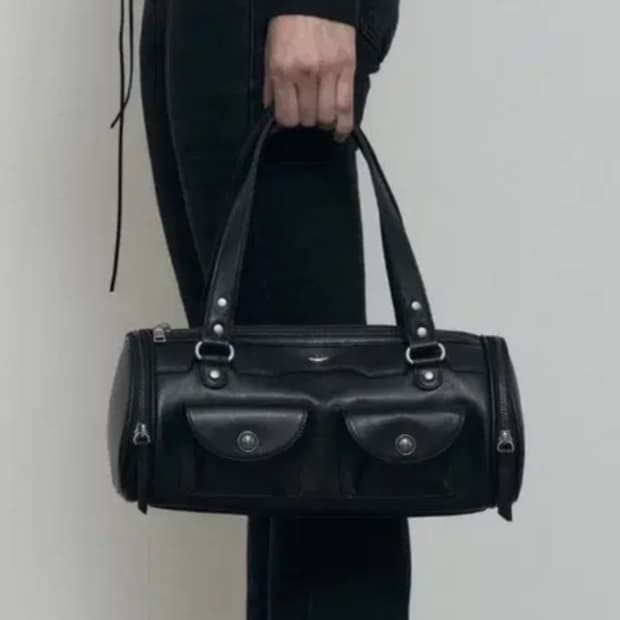 보헤미안 서울 카고 미니 백 매트블랙