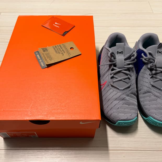 [275] 나이키 메트콘9 팜니다.