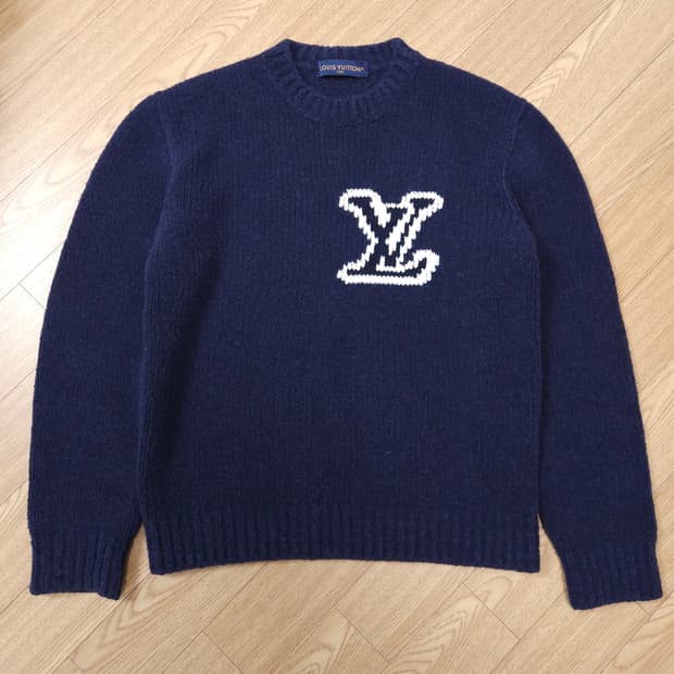 루이비통 인따르시아 크루넥 M